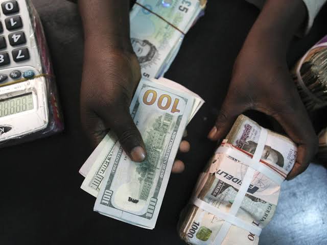  Nigeria’s foreign reserves gains $1.3bn on crude sales