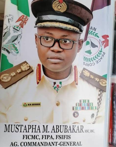  Drama as young man “overthrows” Dickson Okoh, declares Self as Commandant of Nig Peace Corp