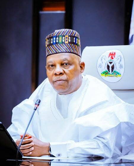  KASHIM SHETTIMA: A RESILIENT AND LOYAL COMPANION 